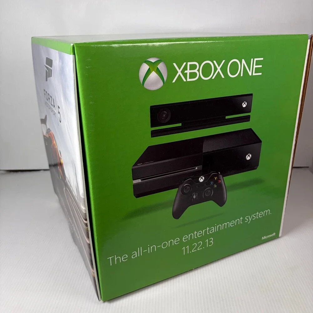 Xbox One Forza Motorsport 5 Xbox One Release Day Store Display 12